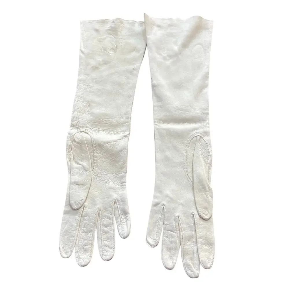 White doeskin leather gloves size 6.5 Washable English Doeskin finished lambskin